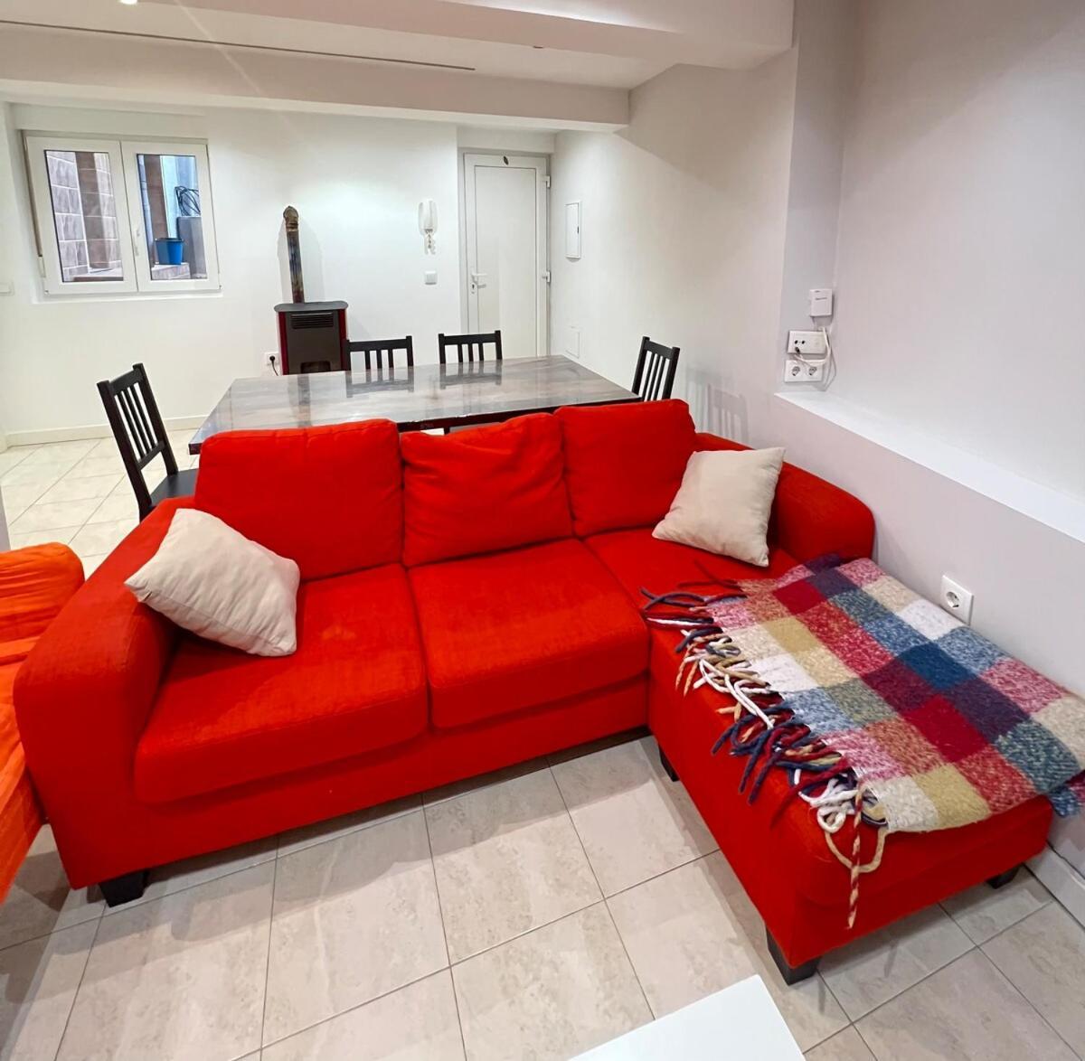 2 Apartment *